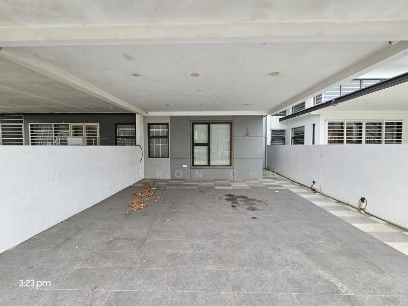 3-storey Terraced House for Sale in Kota Kinabalu (Sabah) - Aaron Chu - Exterior - Car Porch - PropertyGuru.com.my