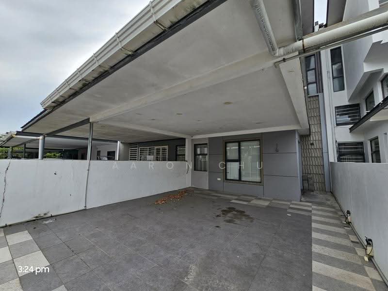 3-storey Terraced House for Sale in Kota Kinabalu (Sabah) - Aaron Chu - Exterior - Car Porch - PropertyGuru.com.my