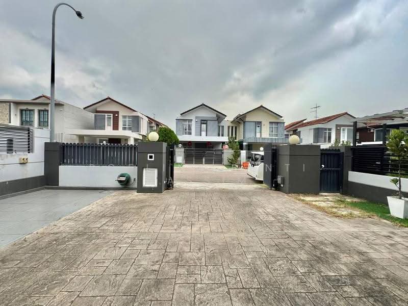 Semi-Detached House for Sale in Gelang Patah (Johor) - Roslina Binti Kassim - Exterior - PropertyGuru.com.my