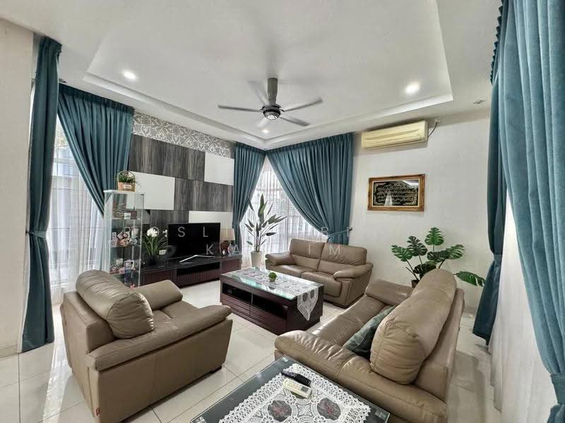 Semi-Detached House for Sale in Gelang Patah (Johor) - Roslina Binti Kassim - Living Room - PropertyGuru.com.my