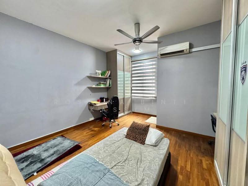 Semi-Detached House for Sale in Gelang Patah (Johor) - Roslina Binti Kassim - Bedroom - PropertyGuru.com.my