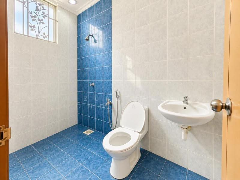 Semi-Detached House for Sale in Taman Kajang Impian (Kajang) - Maizura binti Mohd Darus - Bathroom - PropertyGuru.com.my