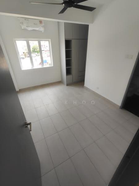 3-storey Terraced House for Sale in Taman Sri Manja (Petaling Jaya) - CK Khoo - Bedroom - PropertyGuru.com.my