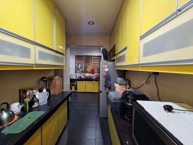 Semi-Detached House for Sale in Gombak (Selangor) - Vincent Vince - Kitchen - PropertyGuru.com.my