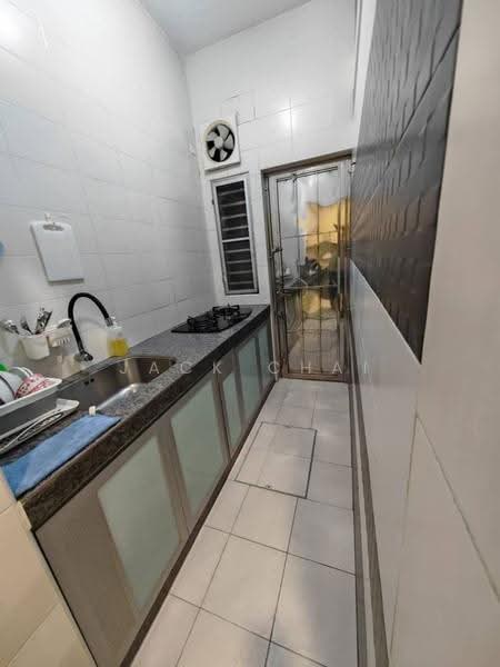 2-storey Terraced House for Sale in Setia Tropika (Johor Bahru) - Jack Chai - Kitchen - PropertyGuru.com.my
