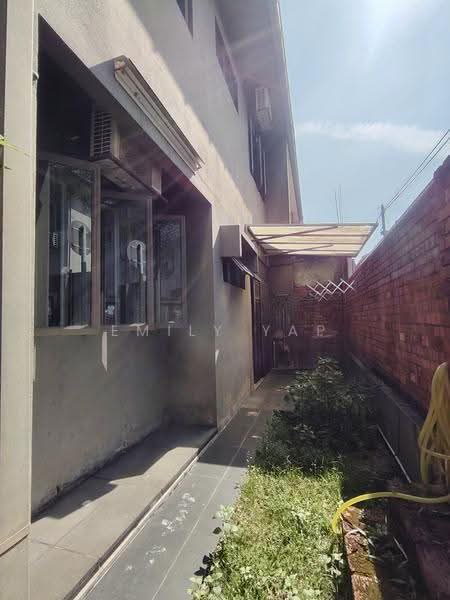 2-storey Terraced House for Sale in Seri Utama Damansara (Kota Damansara) - Emily Yap - Exterior - PropertyGuru.com.my