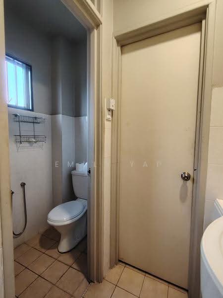 2-storey Terraced House for Sale in Seri Utama Damansara (Kota Damansara) - Emily Yap - Bathroom - PropertyGuru.com.my
