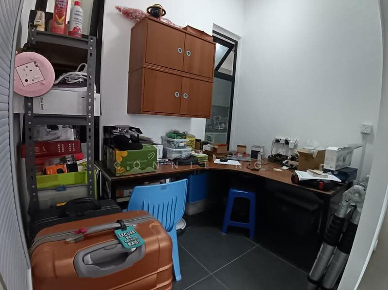 Service Residence for Sale at Ativo Suites @ Damansara Avenue - Connie Ng - Study - PropertyGuru.com.my