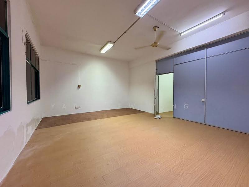 Shop for Sale in Taman Sungai Kapar Indah (Kapar) - Yap Chew Ying - Interior - PropertyGuru.com.my