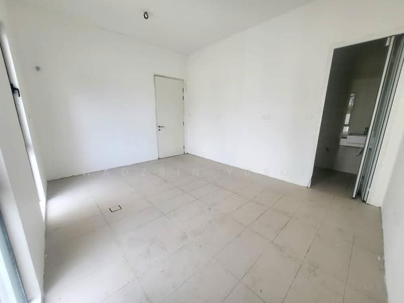 Semi-Detached House for Sale in Seremban (Negeri Sembilan) - HADZRIN YUSOF - PropertyGuru.com.my