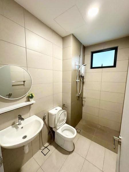 Kondominium untuk Disewa di Rumbia Residence - Rex Tan - Bathroom - PropertyGuru.com.my