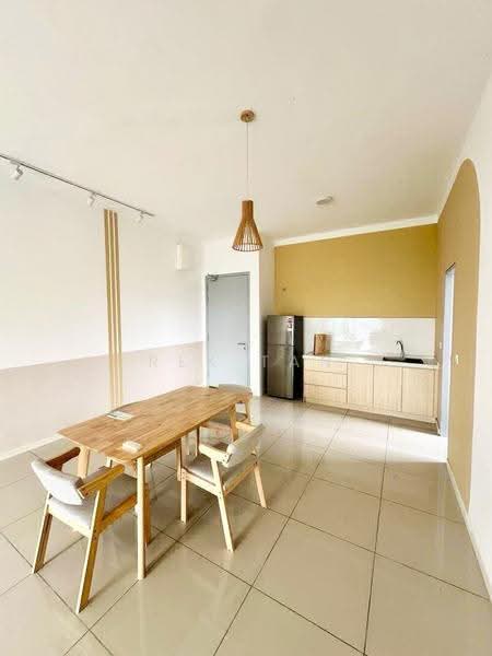 Kondominium untuk Disewa di Rumbia Residence - Rex Tan - Dining Room - PropertyGuru.com.my