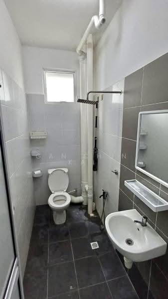 Pangsapuri untuk Disewa di The Rise Collection 3 - Gan Chun Kai - Bathroom - PropertyGuru.com.my