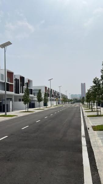 2-storey Terraced House for Sale in Twentyfive7 (Tanjong Duabelas) - Jit Tan - Exterior - PropertyGuru.com.my