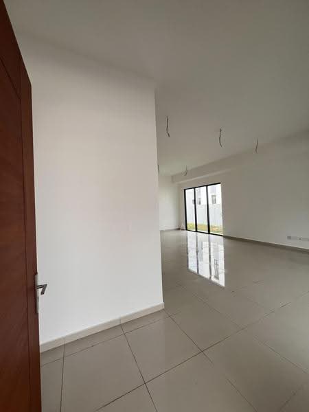 2-storey Terraced House for Sale in Twentyfive7 (Tanjong Duabelas) - Jit Tan - Interior - PropertyGuru.com.my
