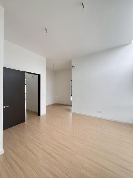 2-storey Terraced House for Sale in Twentyfive7 (Tanjong Duabelas) - Jit Tan - Interior - PropertyGuru.com.my