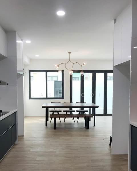Rumah Teres untuk Dijual di Laman Glenmarie (Shah Alam) - Jason Ooi - Dining Room - PropertyGuru.com.my