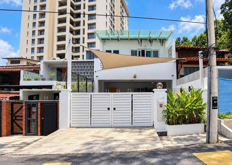 Rumah Teres 2-Tingkat untuk Dijual di Taman Seputeh (Seputeh) - Muhd Khairulnawawi Kamaruddin - Exterior - PropertyGuru.com.my