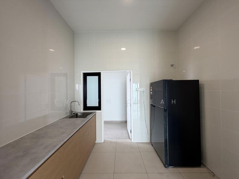 Condominium for Sale at Sky Condominium (Skyz Residence) - Evelyn Cheah - PropertyGuru.com.my