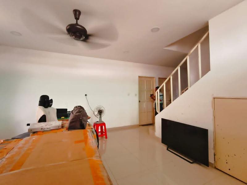2-storey Terraced House for Sale in Taman Muda (Ampang) - Stephanie . - Living Room - PropertyGuru.com.my
