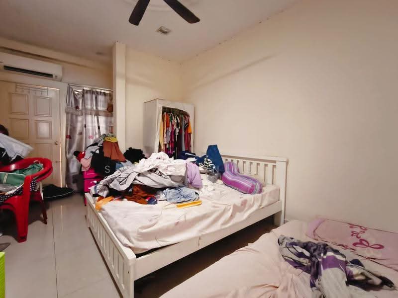 2-storey Terraced House for Sale in Taman Muda (Ampang) - Stephanie . - Bedroom - PropertyGuru.com.my