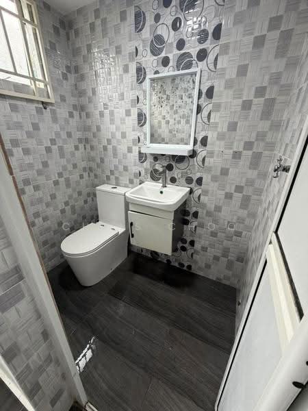 Flat for Rent at Rumah Pangsa Saga (Saga Suria) - Chris Choo - Bathroom - PropertyGuru.com.my