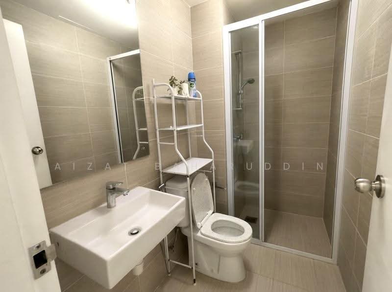 Service Residence for Rent at Serviced Residence @ Fera Residence @ The Quartz WM - Aizat Baharuddin - Bathroom - PropertyGuru.com.my