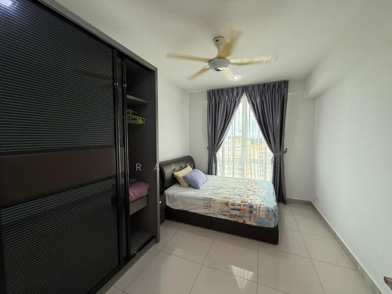 Kediaman Servis untuk Dijual di Summerton - Rain Yu - Bedroom - PropertyGuru.com.my