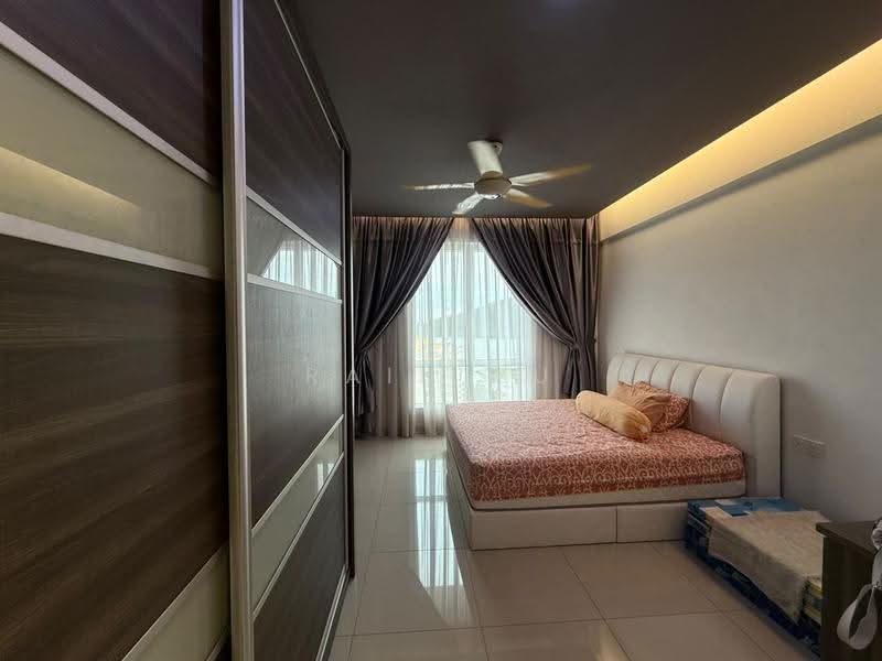Kediaman Servis untuk Dijual di Summerton - Rain Yu - Bedroom - PropertyGuru.com.my