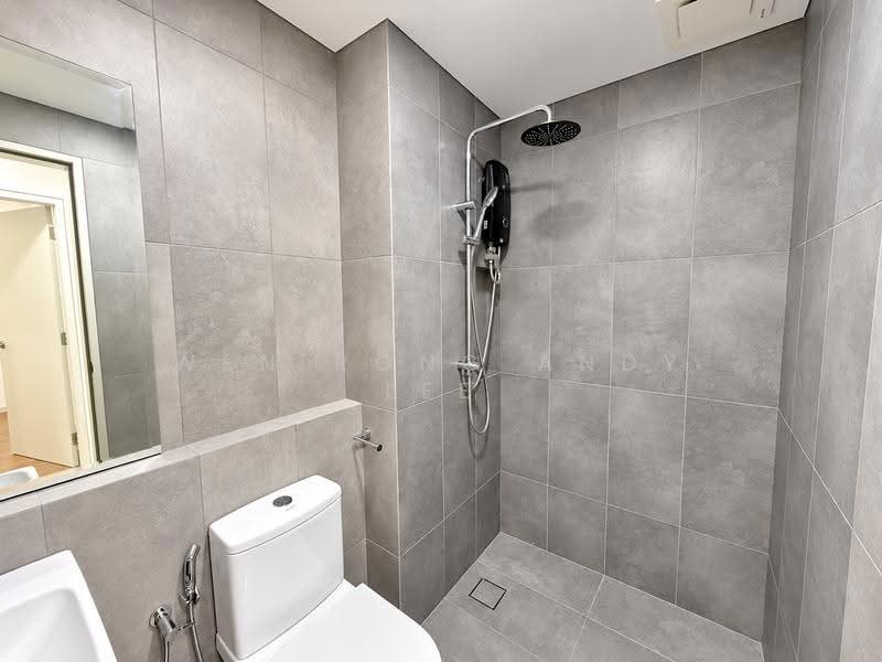 Service Residence for Sale at Teja @ Subang Jaya City Centre (SJCC) - Wen Rong Andy Lee - Bathroom - PropertyGuru.com.my