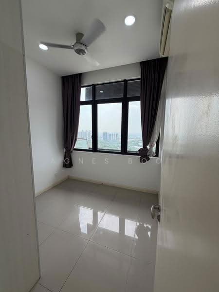 Service Residence for Rent at D'Pristine - Agnes Boo - Bedroom - PropertyGuru.com.my