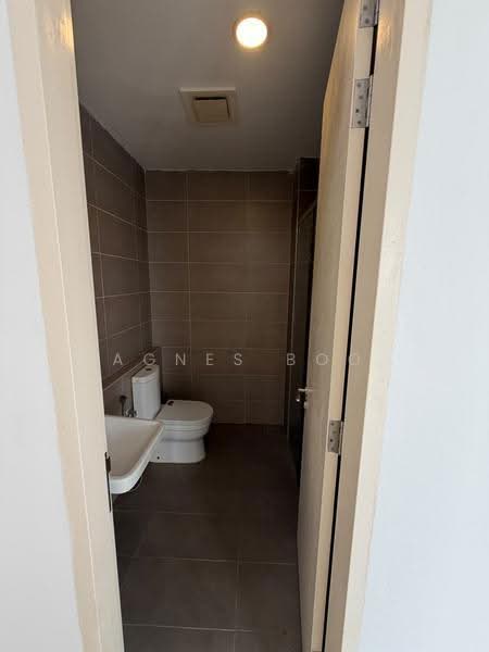 Service Residence for Rent at D'Pristine - Agnes Boo - Bathroom - PropertyGuru.com.my