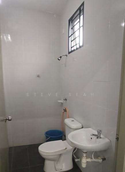 Rumah Teres untuk Disewa di Taman Pulai Mutiara (Iskandar Puteri (Nusajaya)) - Steve Seah - Bathroom - PropertyGuru.com.my