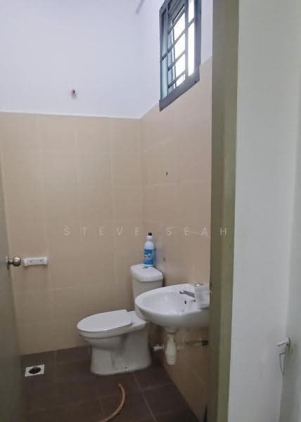 Rumah Teres untuk Disewa di Taman Pulai Mutiara (Iskandar Puteri (Nusajaya)) - Steve Seah - Bathroom - PropertyGuru.com.my