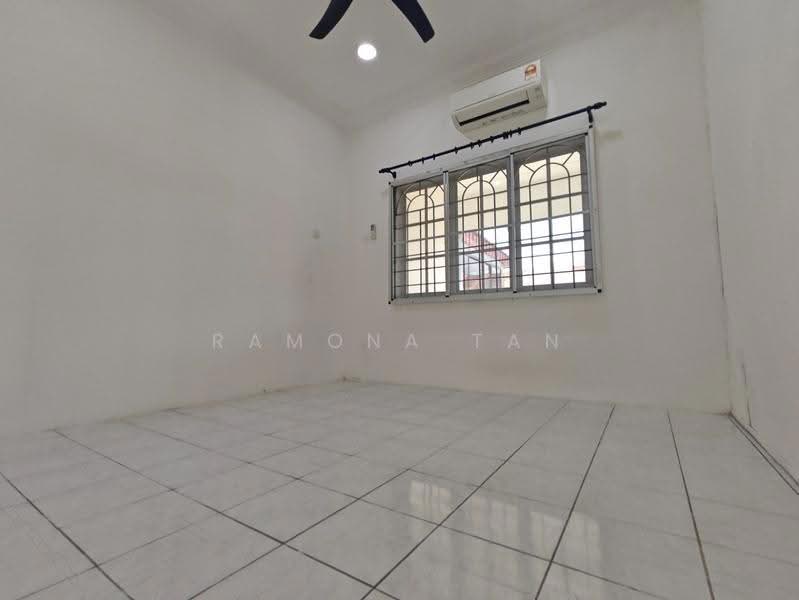 1-storey Terraced House for Sale in Taman Merdeka (Batu Berendam) - Ramona Tan - Interior - PropertyGuru.com.my
