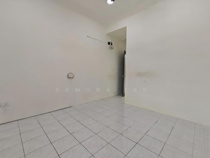1-storey Terraced House for Sale in Taman Merdeka (Batu Berendam) - Ramona Tan - Interior - PropertyGuru.com.my