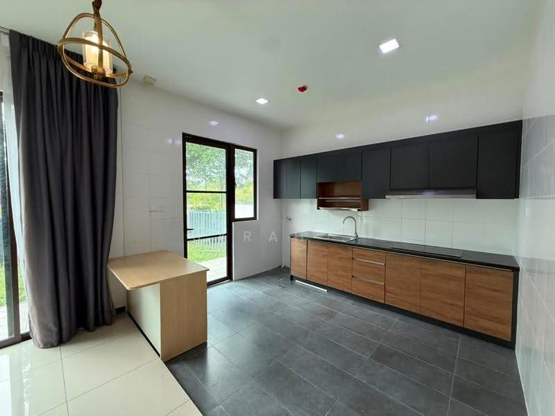 2-storey Terraced House for Rent in Setia Eco Glades (Cyberjaya) - Sarah . - Kitchen - PropertyGuru.com.my