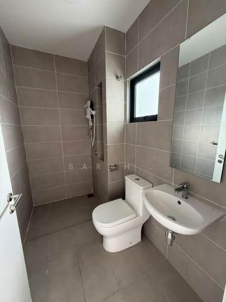 Rumah Teres 2-Tingkat untuk Dijual di Cyberjaya (Selangor) - Sarah . - Bathroom - PropertyGuru.com.my