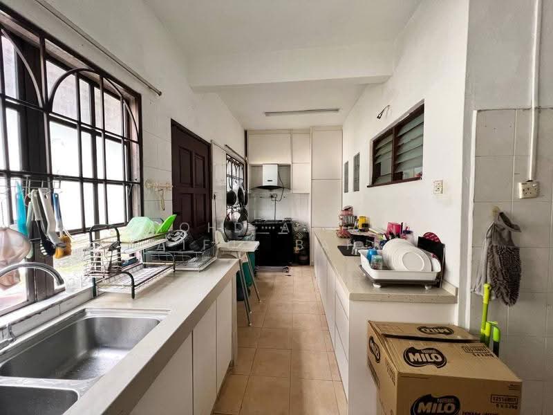 Rumah Teres 2.5-Tingkat untuk Dijual di Ampang (Selangor) - Mohd Aizat Saiful Bahri - Kitchen - PropertyGuru.com.my