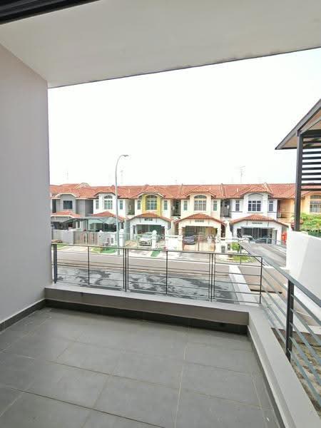 Rumah Kluster untuk Disewa di Taman Gaya (Ulu Tiram) - Eric Tee - Exterior - PropertyGuru.com.my