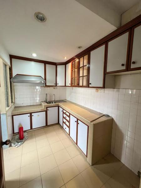 Apartment for Rent at Ria Apartment - Amy Yap - Kitchen - PropertyGuru.com.my