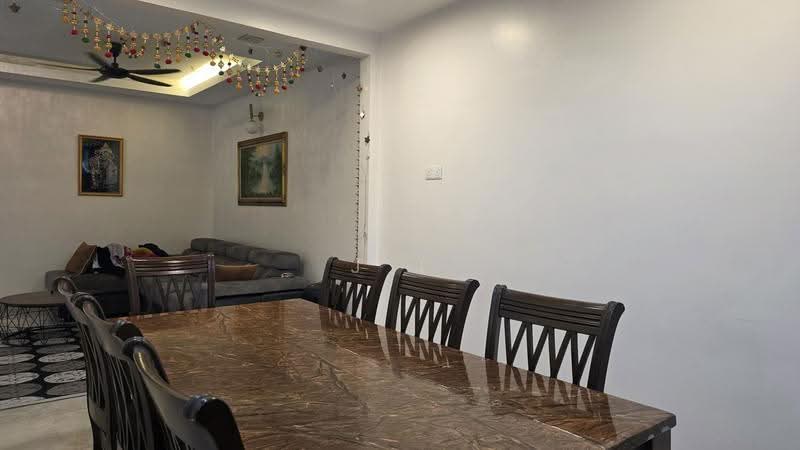 Semi-Detached House for Sale in Kota Kemuning (Shah Alam) - J J - Living Room - PropertyGuru.com.my