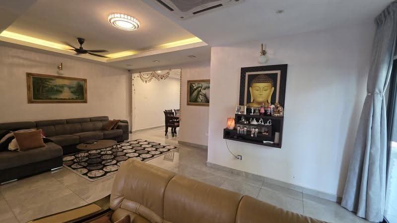 Semi-Detached House for Sale in Kota Kemuning (Shah Alam) - J J - Living Room - PropertyGuru.com.my