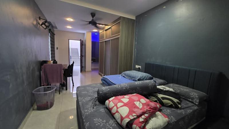 Semi-Detached House for Sale in Kota Kemuning (Shah Alam) - J J - PropertyGuru.com.my