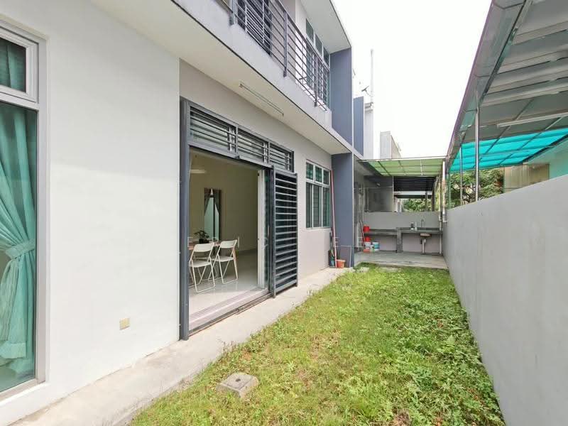 Rumah Kluster untuk Dijual di Taman Gaya (Ulu Tiram) - Eric Tee - Exterior - PropertyGuru.com.my