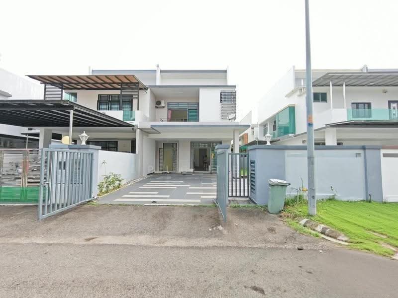 Rumah Kluster untuk Dijual di Taman Gaya (Ulu Tiram) - Eric Tee - Exterior - PropertyGuru.com.my