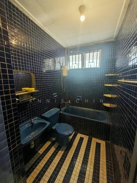 Rumah Teres 2-Tingkat untuk Disewa di Taman Sri Putri (Skudai) - Annie Chin - Bathroom - PropertyGuru.com.my