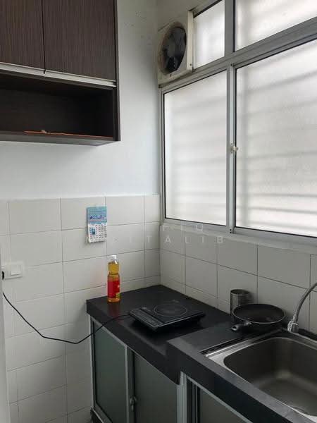 Service Residence for Rent at Zeva @ Equine South - Shafiq Muttalib - Kitchen - PropertyGuru.com.my
