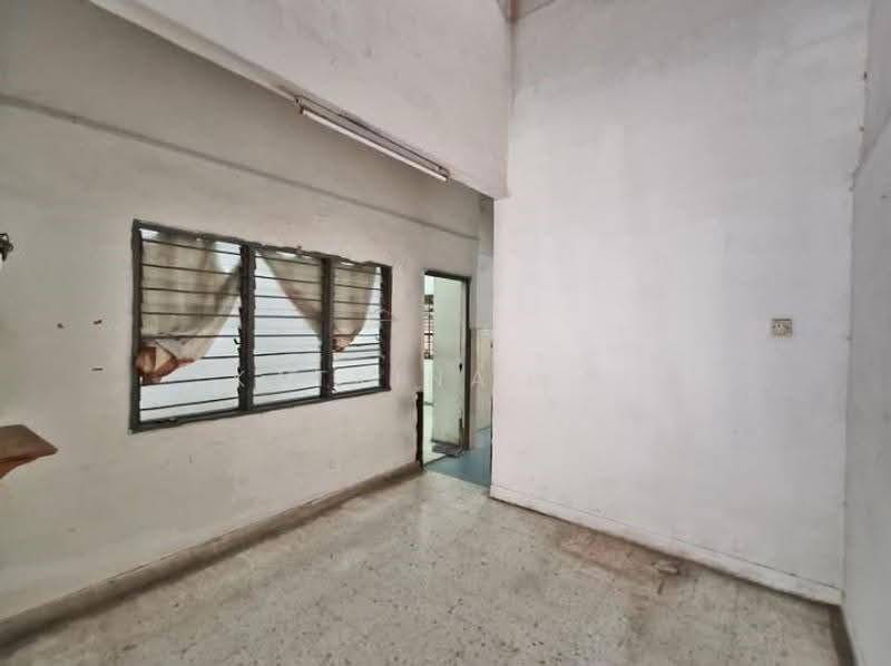 1-storey Terraced House for Sale in Taman Aik Ann (Semenyih) - Katrina Lai - PropertyGuru.com.my