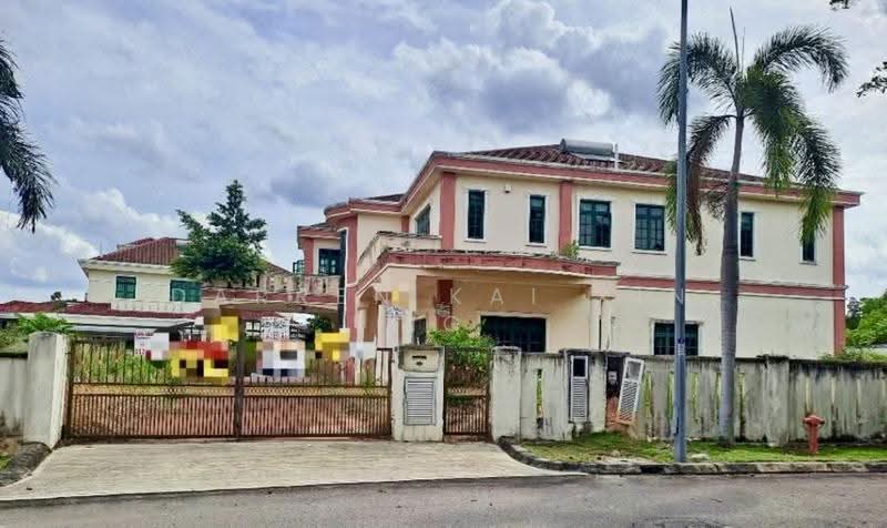 Bungalow House for Sale in Sepang (Selangor) - Darren Kai Xin Ng - Exterior - PropertyGuru.com.my